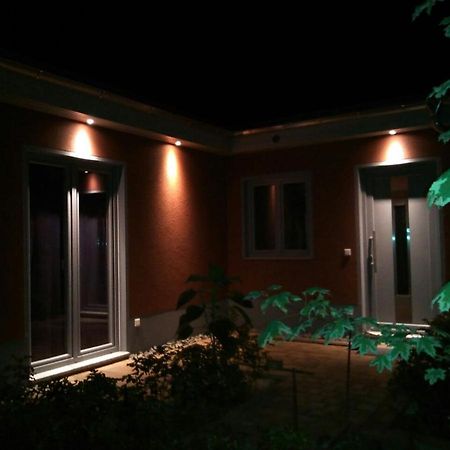 Kleines Feines Ferienhaus Im Herzen Von Dresden Apartment ภายนอก รูปภาพ